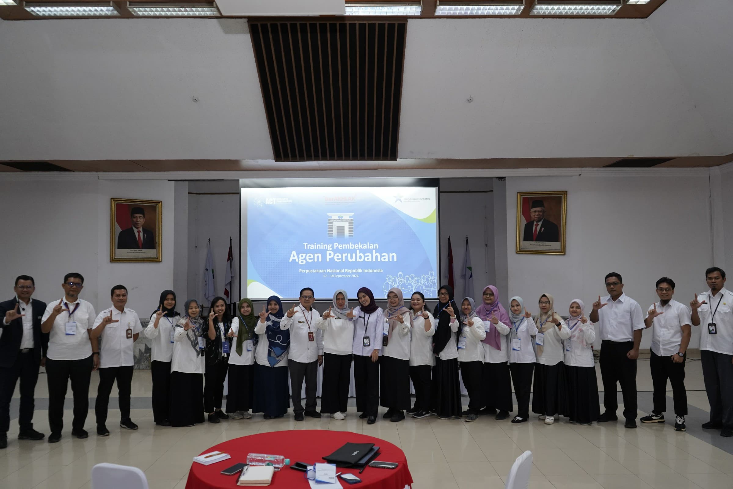 Pembekalan Agen Perubahan: Tingkatkan Budaya Kerja Ber-AKHLAK di Lingkungan Perpusnas